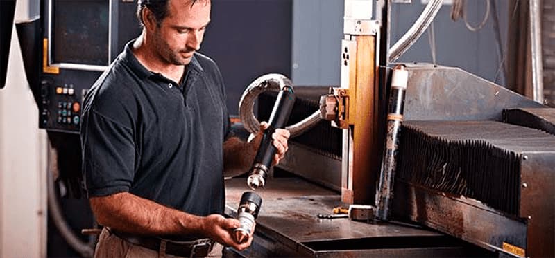 обслуживание оборудования hypertherm